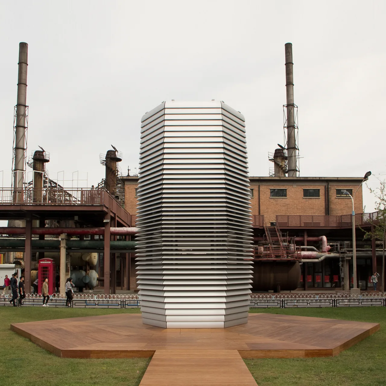 Smog Free Tower: một trong những sản phẩm chiến lược của