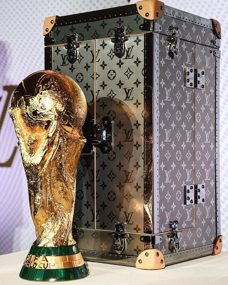vali-world-cup-thuong-hieu-louis-vuitton 6 - elleman