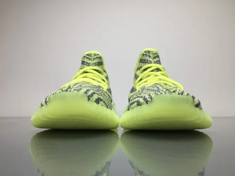 giay the thao dep thang 11 - adidas YEEZY BOOST 350 V2 Semi Frozen Yellow - elle man 2