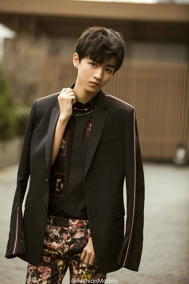 vuong tuan khai dior homme - elle man 2