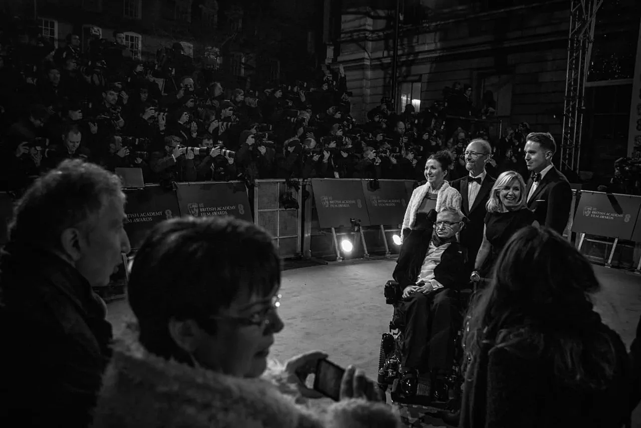 Stephen Hawking 18 -elleman