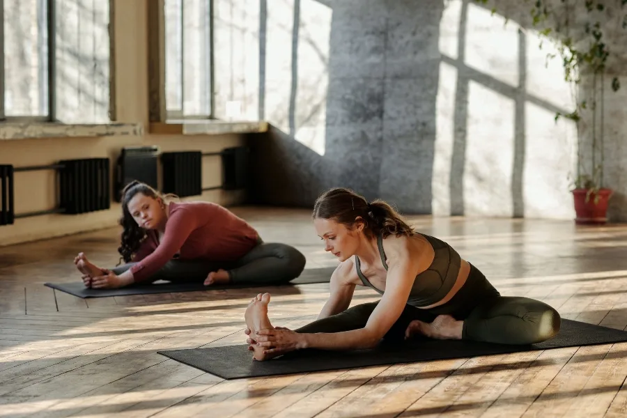 thảm yoga cho người yêu thích thể thao