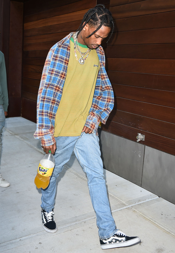 rapper travis scott cùng phong cách grunge