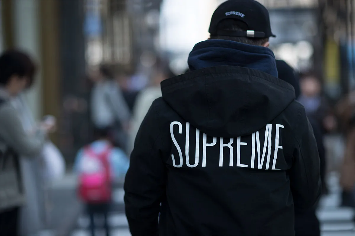 tokyo - lacoste x supreme - elle man 7