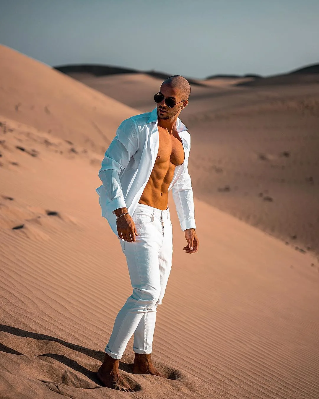 phối đồ white-on-white - andre