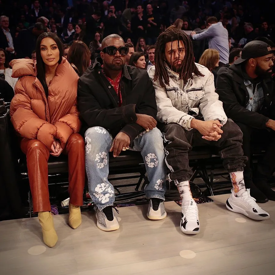kanye west and jcole-sao nam mac dep-elleman-0220