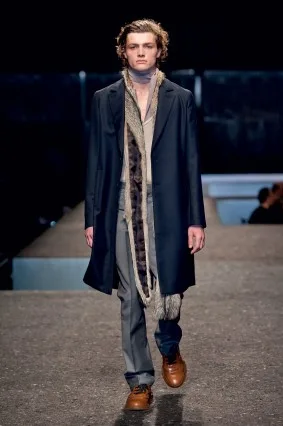 Áo khoác dài nam của Prada Áo khoác dài nam của Prada