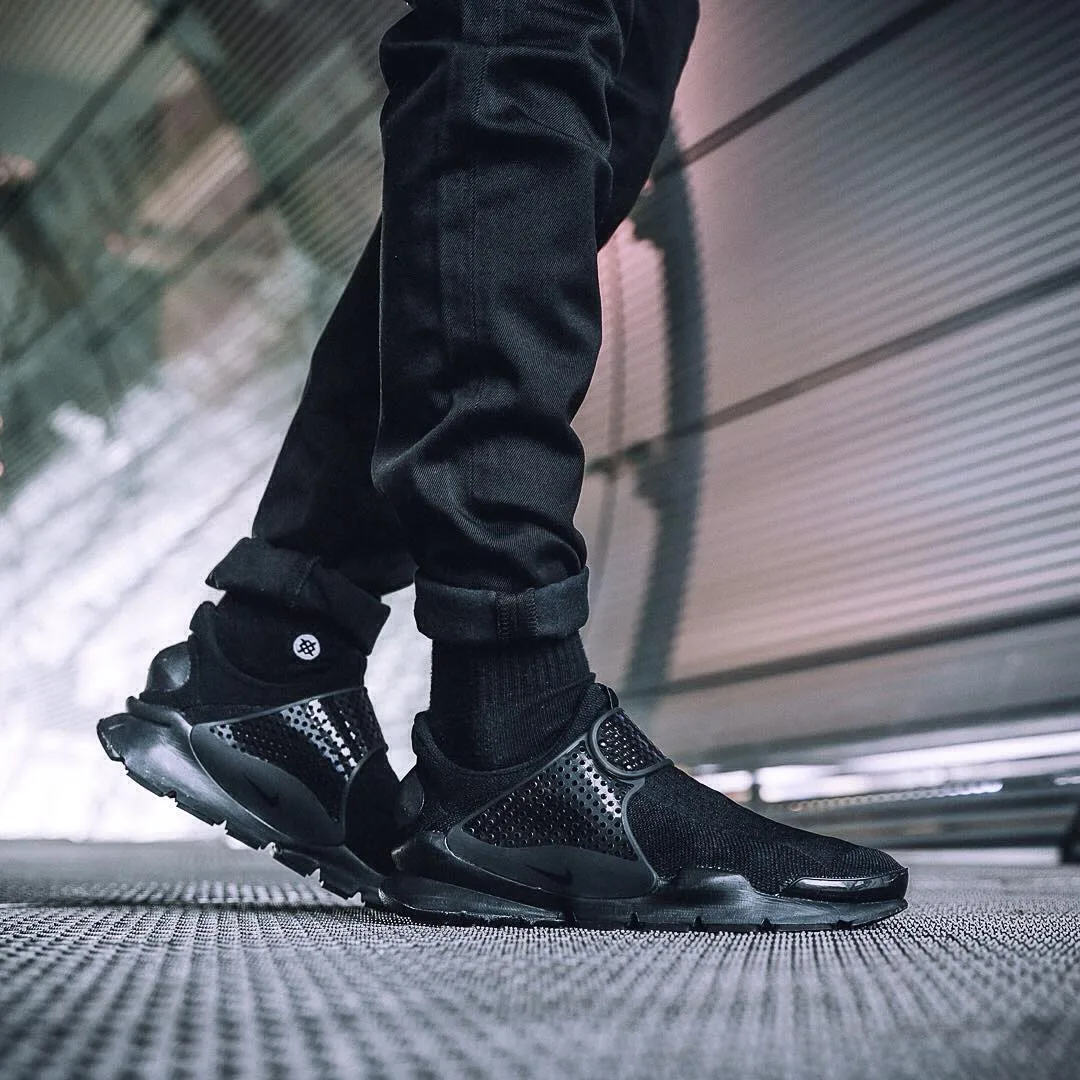 giay the thao nike - sock dart - elle man 4