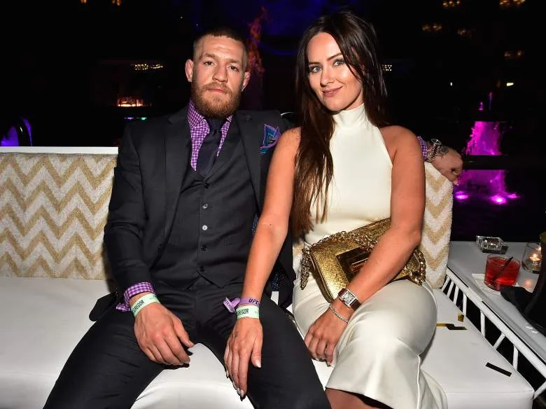 conor mcgregor dee devlin (the sun) - elle man 1