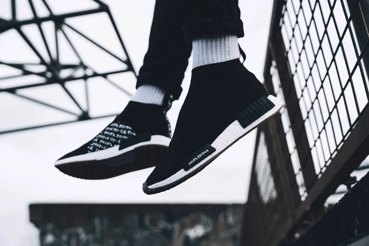 giay the thao cong nghe knit - adidas Originals NMD_CS1 PK - elle man 1