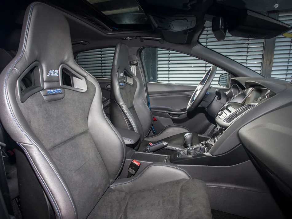 xe hoi dep - Ford Focus RS500 - elle man 3