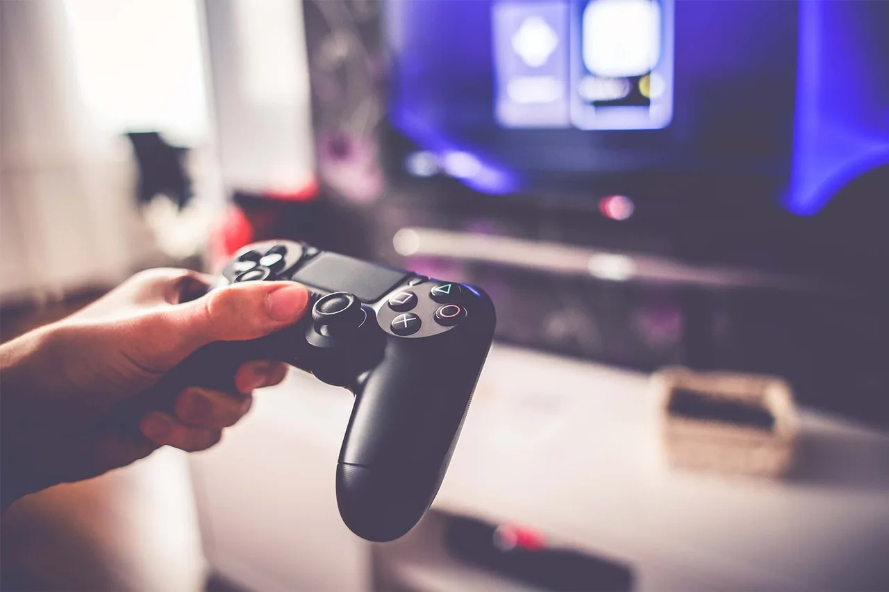 Máy chơi game PlayStation 5 sẽ không ra mắt sớm hơn 2020