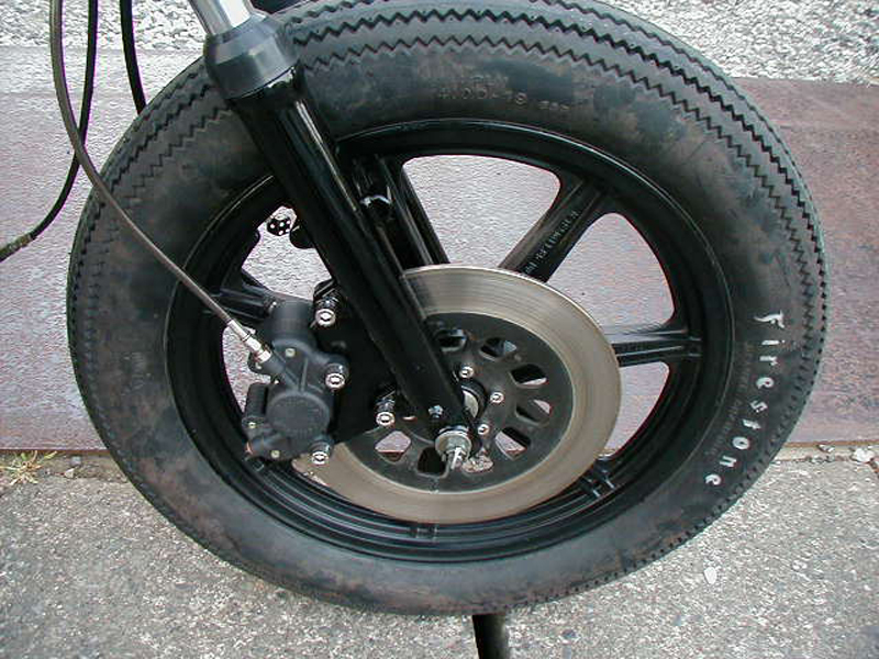 cách độ xe cafe racer - bánh và vành xe - elleman