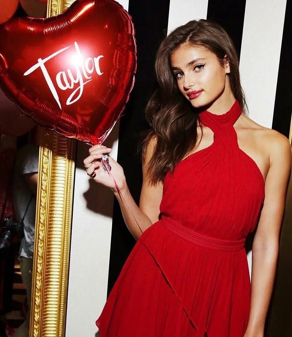 taylor hill - elle man
