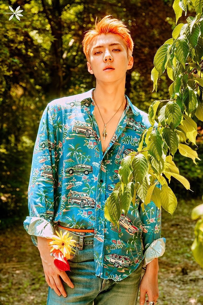ELLE Man Style Calendar Diện sơ mi phong cách Hawaii đúng chất mùa hè. (16)