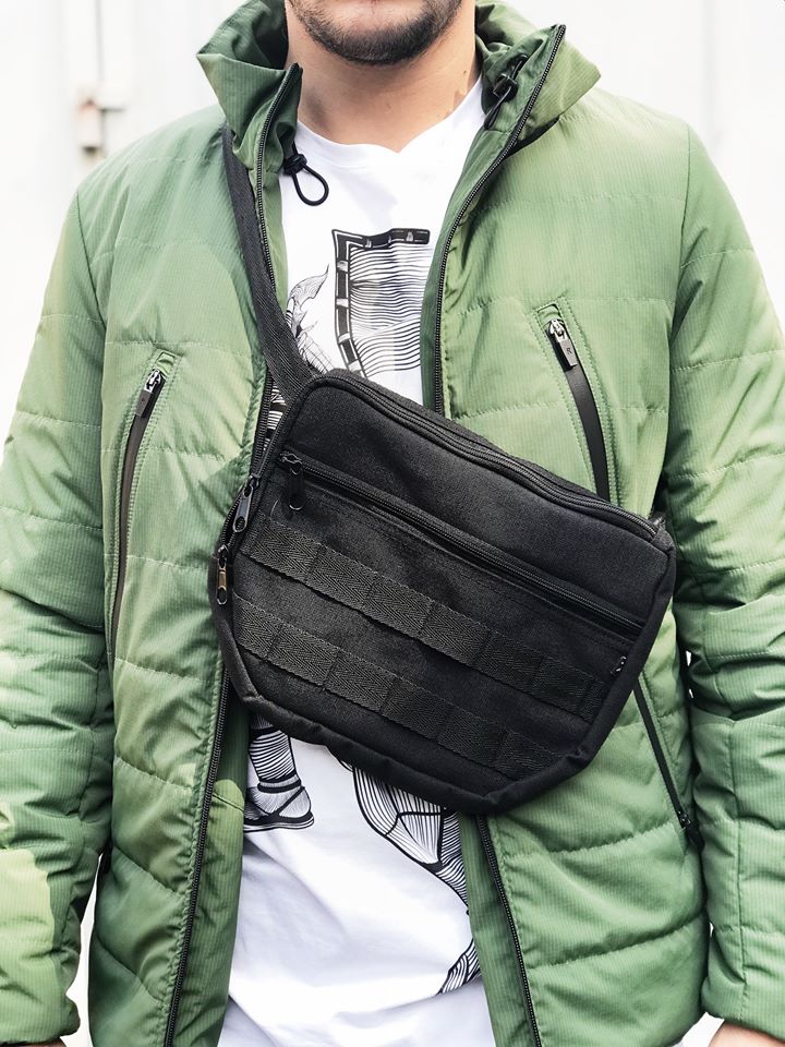 Tạo phong cách thời trang urban techwear với 5 thương hiệu bình dân- elle man19