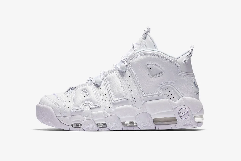 giay sneaker - phong cach thoi trang - elle man 11-Nike Air Uptempo-Triple White