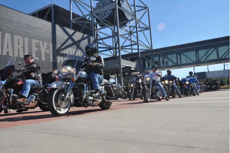 câu chuyện kinh doanh: Harley Davidson.