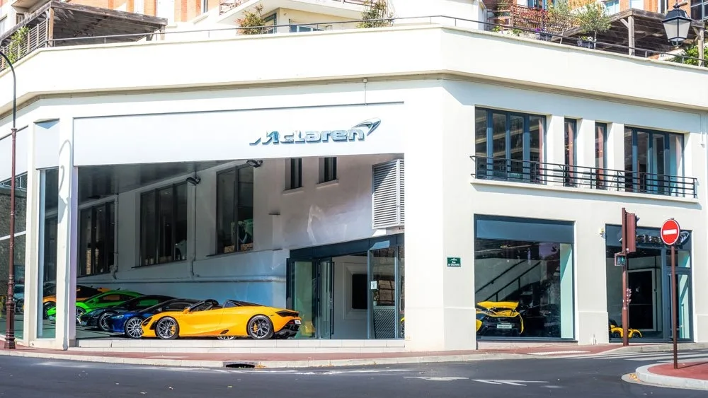 McLaren mời Hom Nguyen tái hiện người bạn Ayrton Senna cho dự án đặc biệt