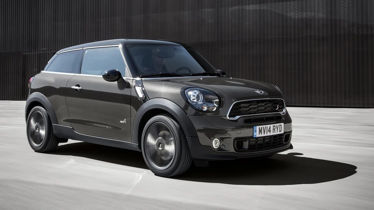 thi truong xe hoi MINI paceman - elle man 1