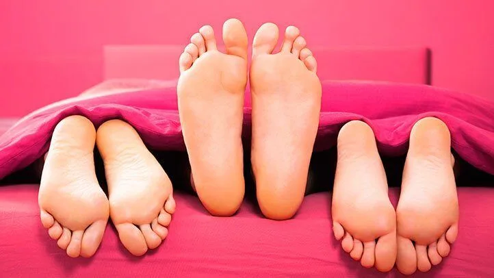 Tưởng tượng tình dục - threesomes - iStock