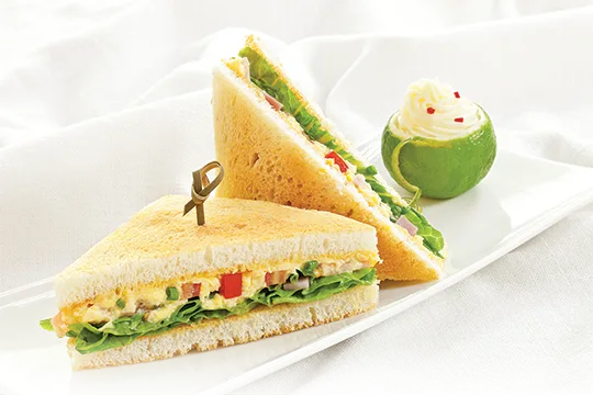 Một lát bánh mì cung cấp đủ carbohydrate cho bạn trước khi tập. Photo: Ajinomoto