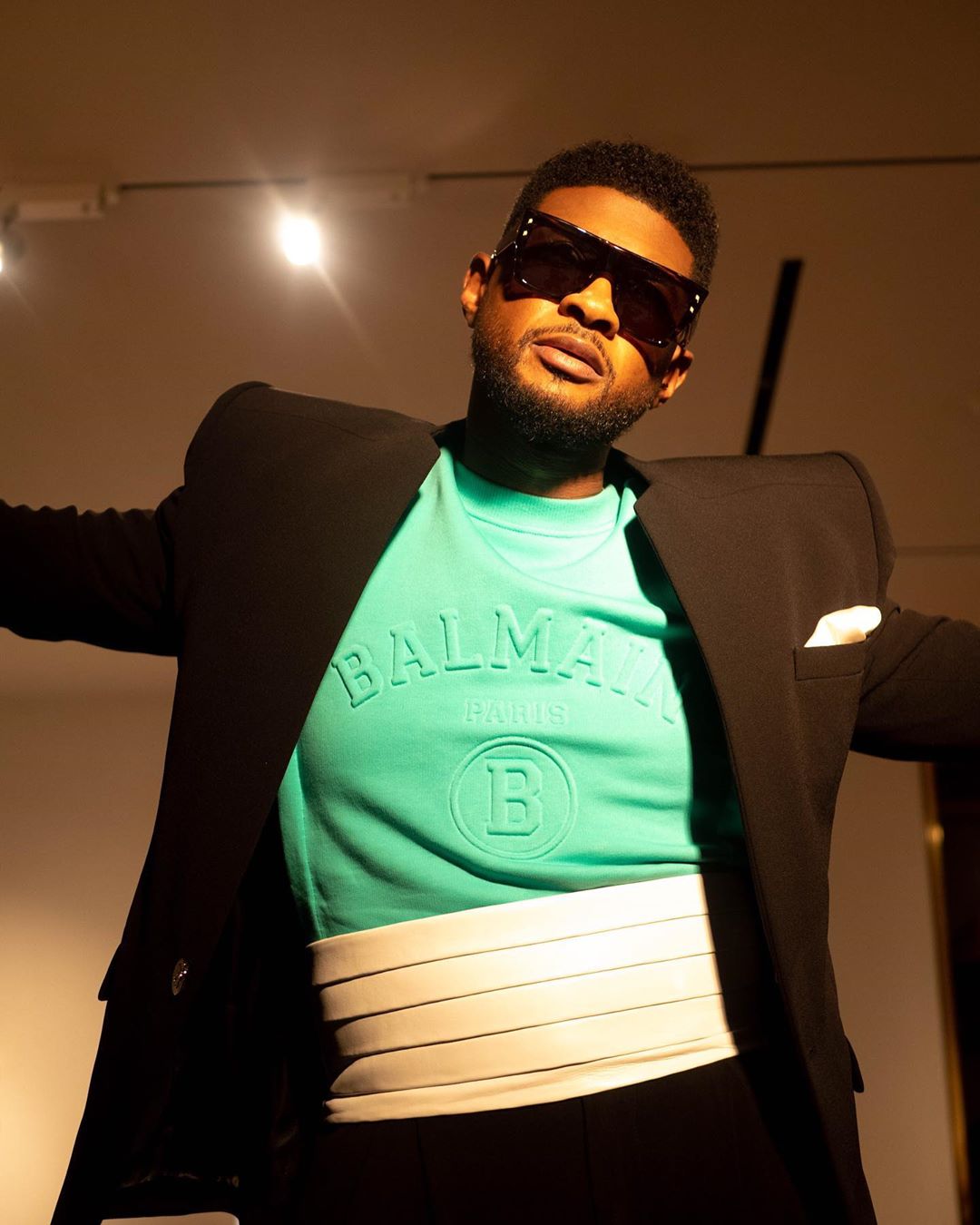 ca sĩ usher