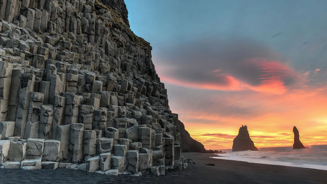 du lịch biển-biển Reynisfjara hoàng hôn