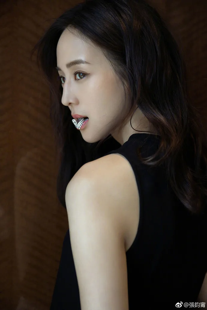 my nhan hoa ngu - truong ninh quan - elle man 8