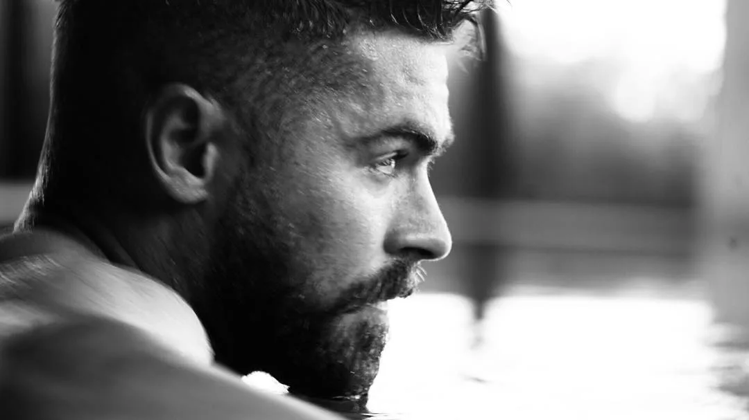 cach de rau dep zac efron - elle man 1