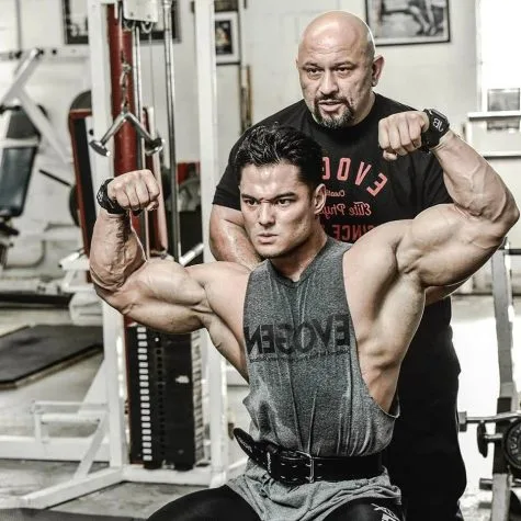 Quái vật thể hình Jeremy Buendia