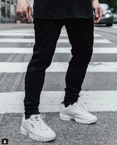 giay sneaker trang 13 - elle man