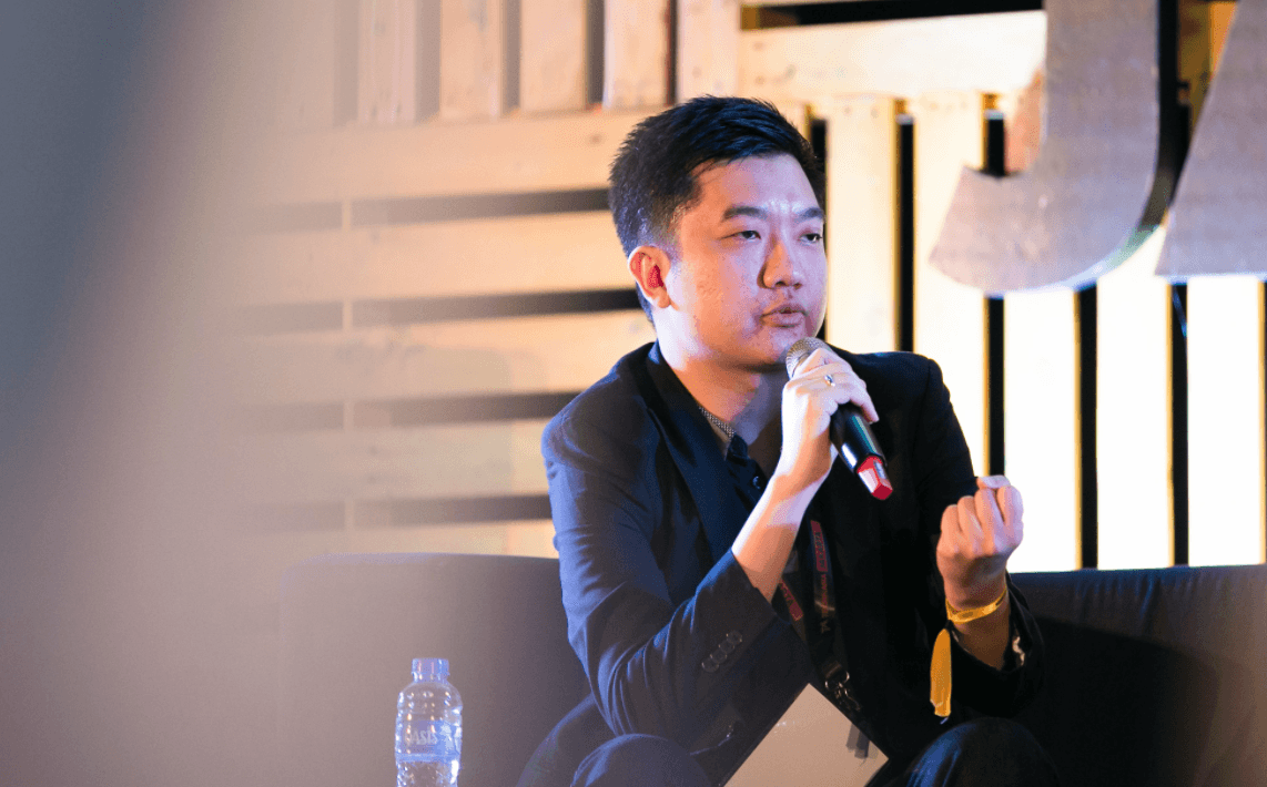 cong ty startup - elle man (1)