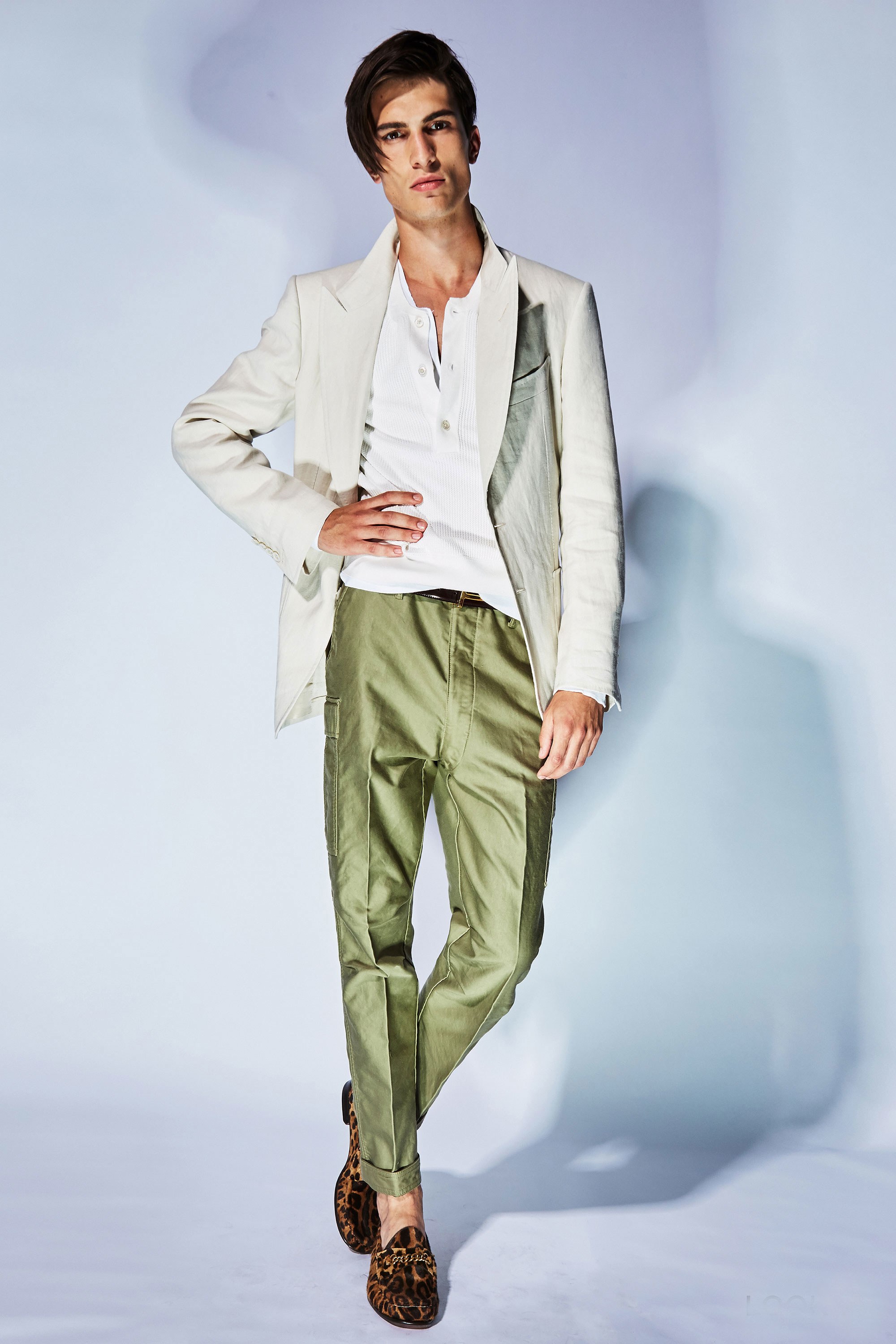 ELLE Man Style Calendar Phối màu quần áo cho người mạng hỏa (291-422018) (3)