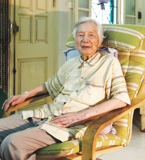 hoa-si-nguyen-tu-nghiem-3-490x541