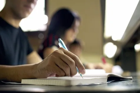 Học cách dùng tiền ở tuổi 20