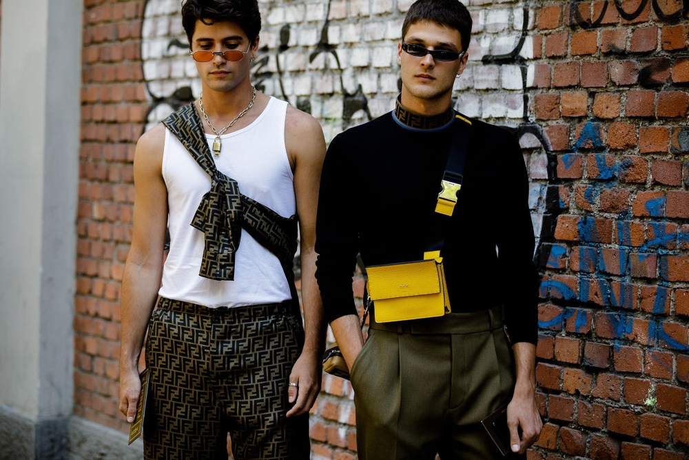 cách mặc áo tanktop