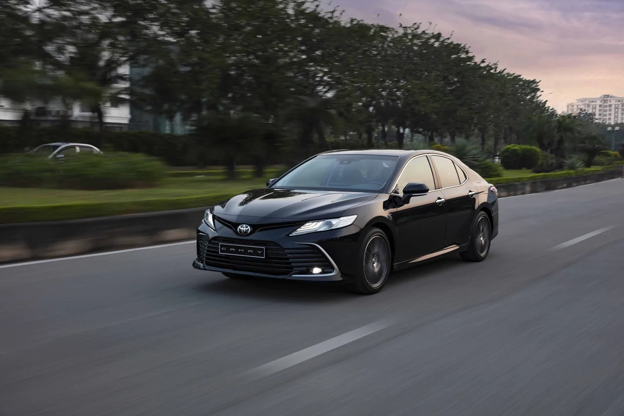 Camry 2.0Q