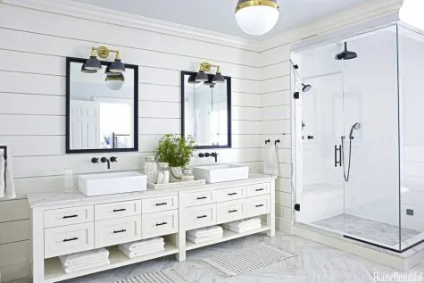 Những thanh gỗ dài nay đã không còn nhàm chán