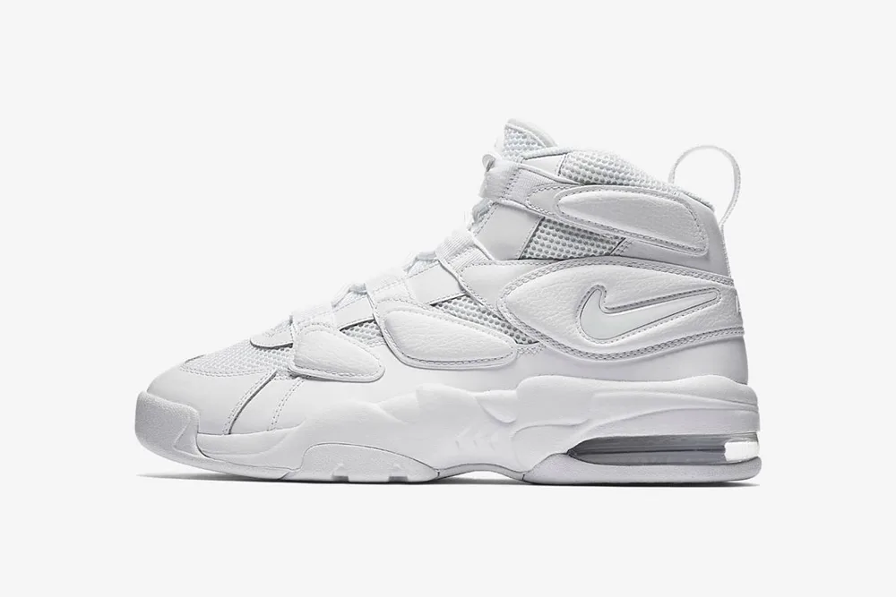 giay sneaker - phong cach thoi trang - elle man 13-Nike Air Uptempo-Triple White