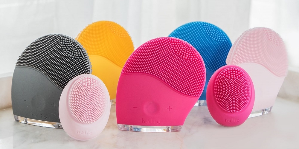 HALIO sensitive facial cleansing & massaging device