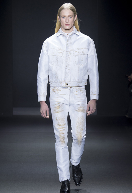 Các xu hướng áo & quần jeans nam hot 2016 - White CK dirty white jeans - elleman