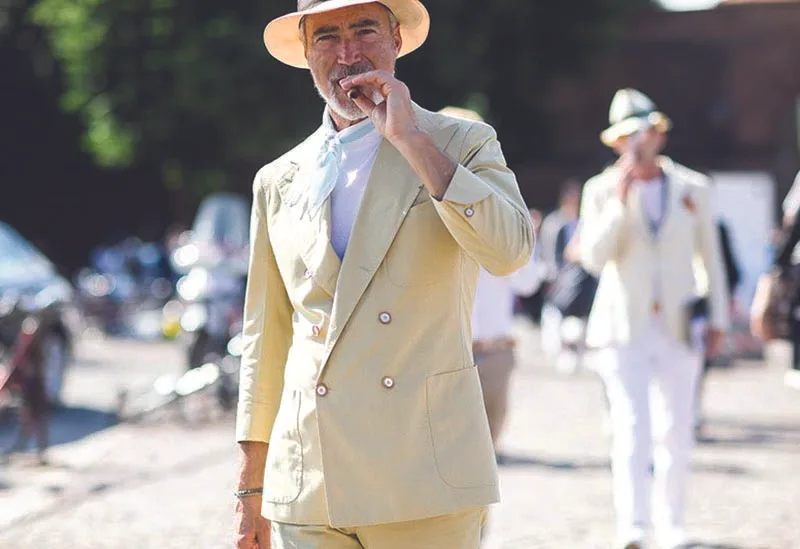 Học cách phối đồ chuẩn bị cho sự trở lại của suit/ áo blazer hai hàng nút