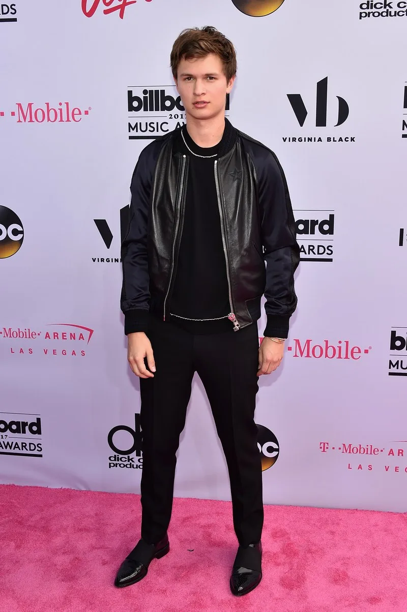 ansel-elgort-billboard music awards_ELLEman