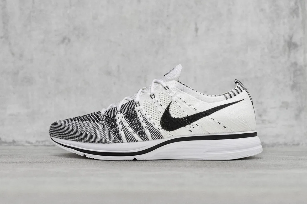 giay sneakers - elle man - Nike Flyknit Trainer Retro White Black
