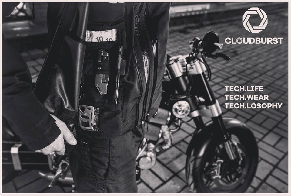 Tạo phong cách thời trang urban techwear với 5 thương hiệu bình dân- elle man
