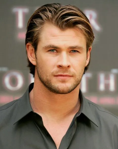 diễn viên chris hemsworth - kiểu tóc superhero sweep