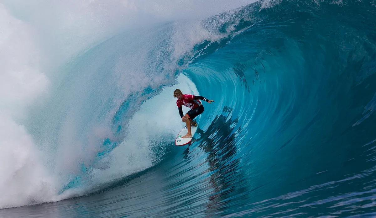 Thiên đường lướt sóng đầy mạo hiểm Teahupoo