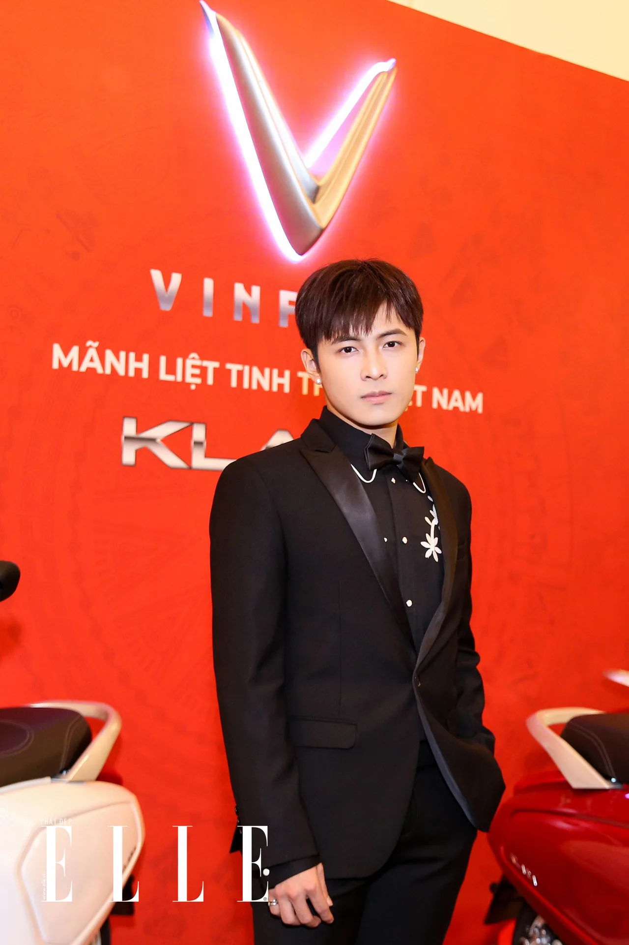 https://www.elleman.vn/wp-content/uploads/2018/12/11/https-www.elleman.vnwp-contentuploads20181211elle-fashion-journey-2018-elle-man-13.jpg