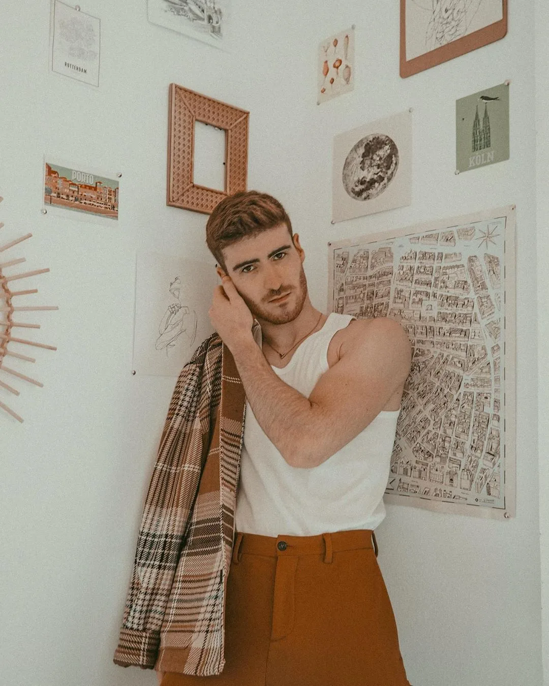 phối đồ với áo tank top - javi